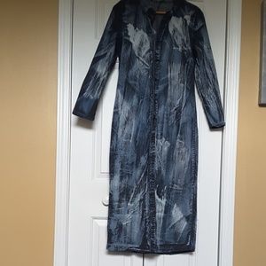 Stylish long sleeve acid wash blue jean dress